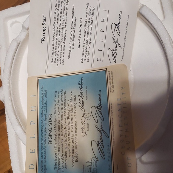 Marilyn Monroe Plates Rising Star and Stopping Traffic-Orig Box Cert of Auth - Picture 6 of 7